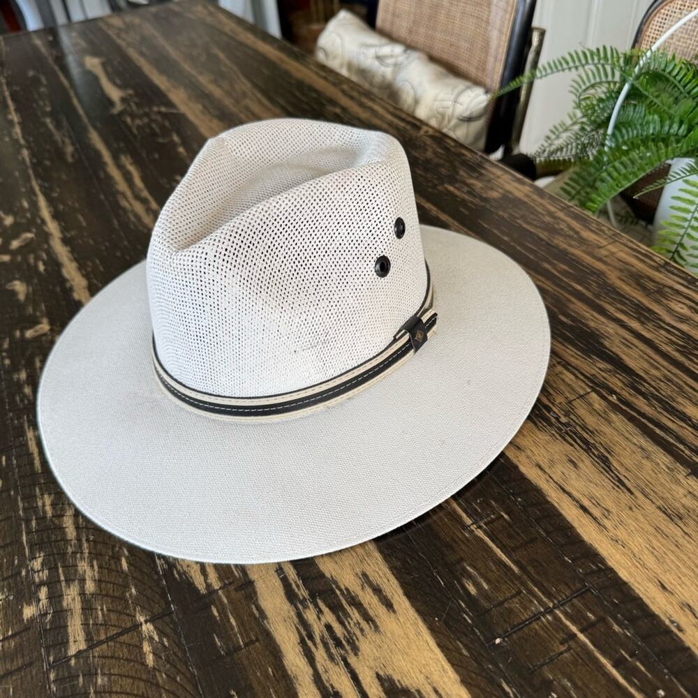 HAT - White Brimmed Country Cowboy Hat - MEDIUM - Picture 9 of 15